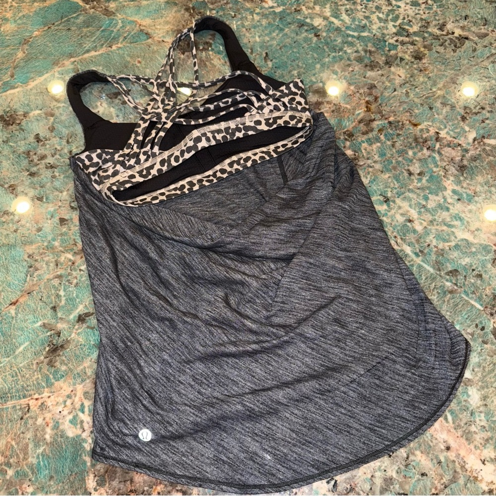 Tank top Lululemon wild print 2 in 1 Women's Gray and Black animal print  size 4